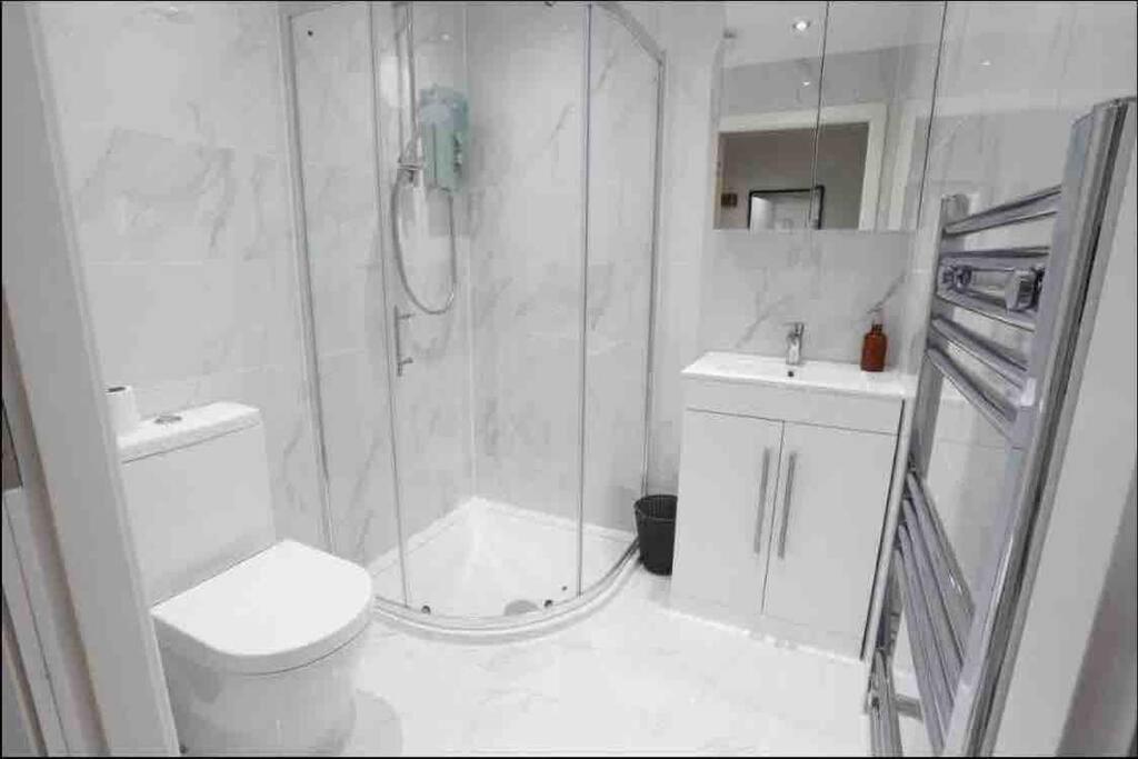 Entire Apartment / Nec / Resorts World / Birmingham Airport Sheldon  Dış mekan fotoğraf